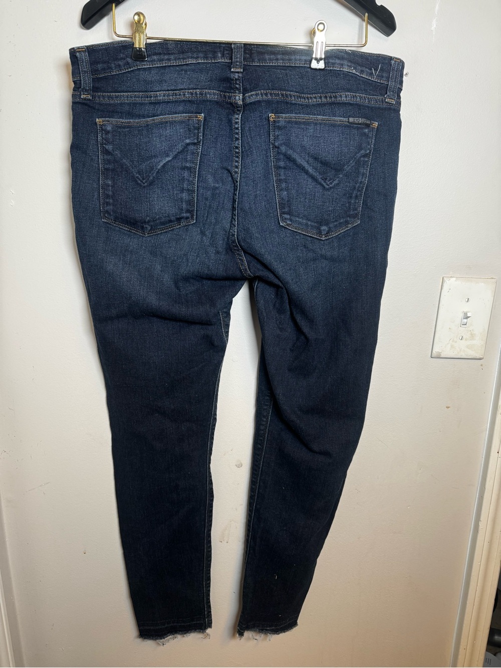 Hudson Krista Ankle Super Skinny with Raw Hem Dark Wash Jeans size 32 - Picture 5 of 10